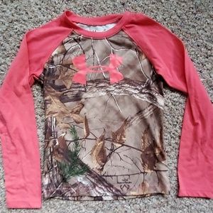 Girls size 6  under armour